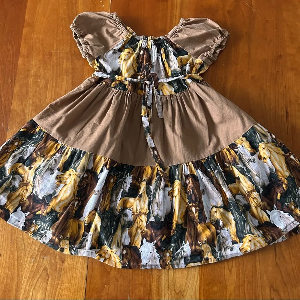 Girls horse themed dress peasant style tie back Size 4